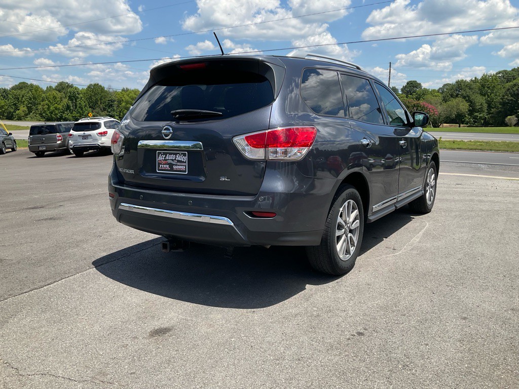 2013 Nissan Pathfinder Image 3