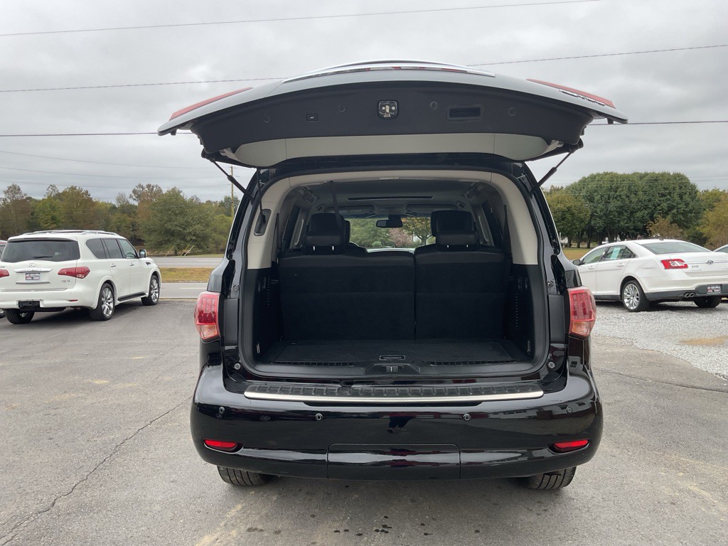 2014 INFINITI QX80 Image 11