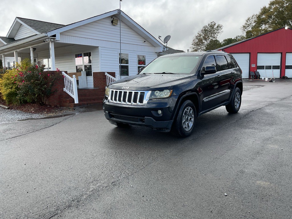 2013 Jeep Grand Cherokee Image 1