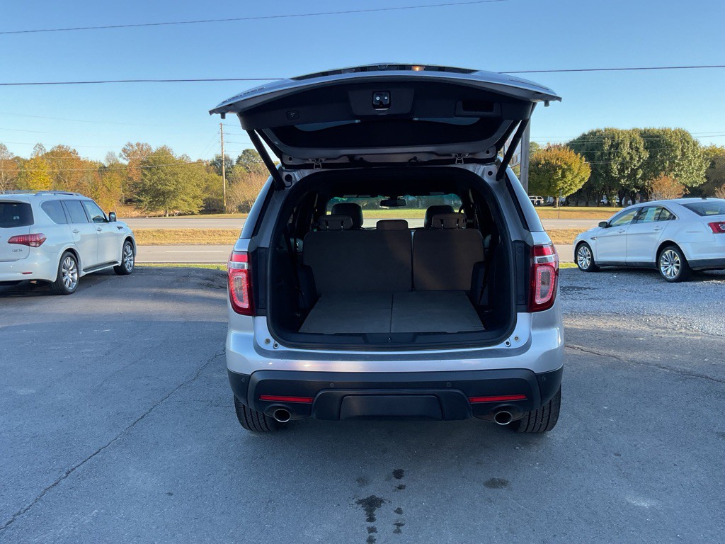 2013 Ford Explorer Image 11