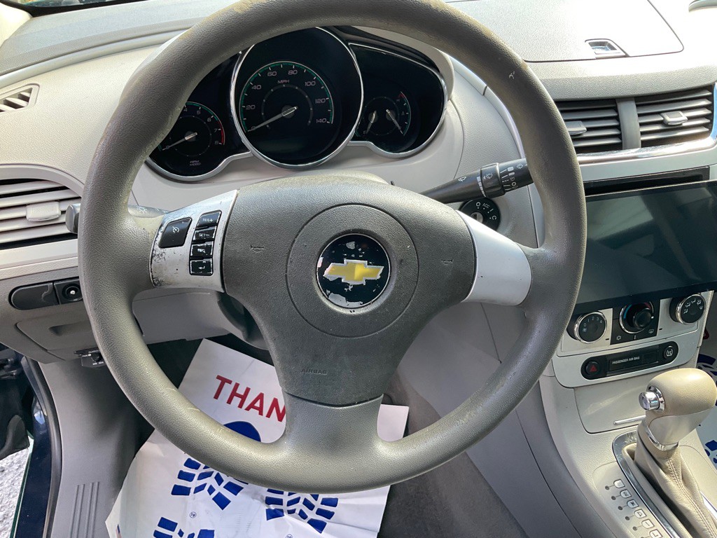 2010 Chevrolet Malibu Image 7