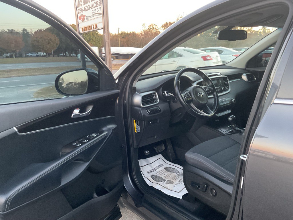 2016 Kia Sorento Image 5