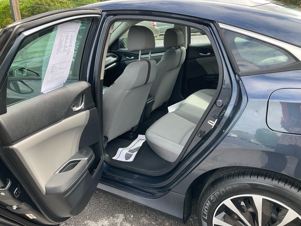 2017 Honda Civic Image 7