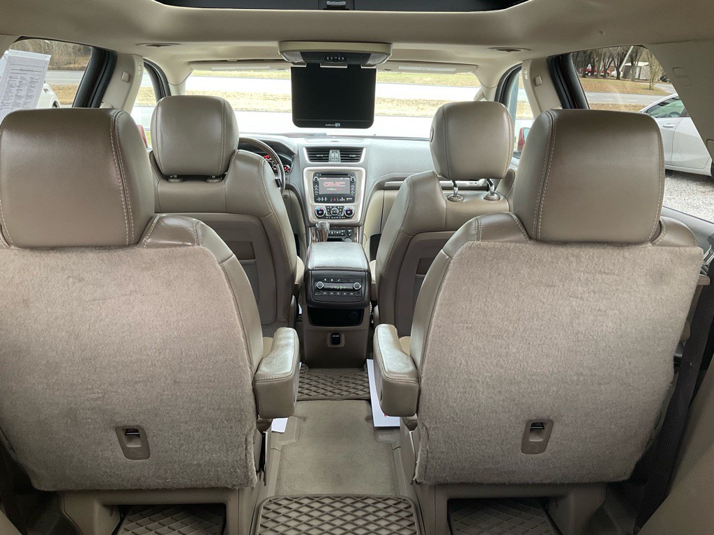 2014 GMC Acadia Image 9