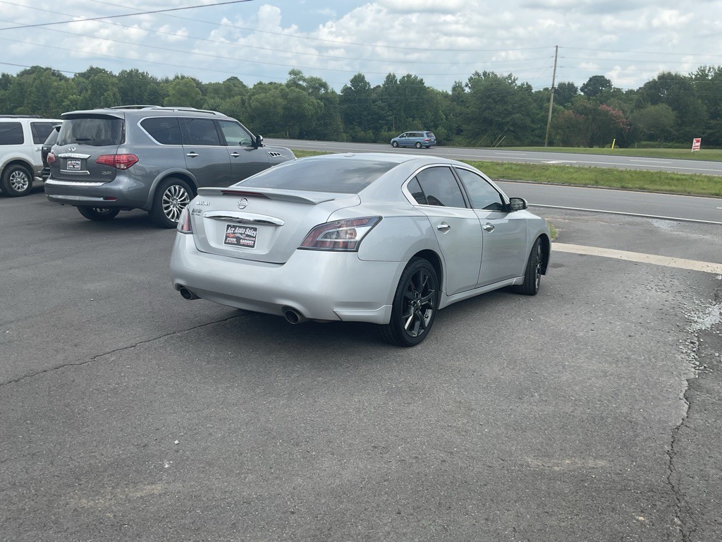 2014 Nissan Maxima Image 3