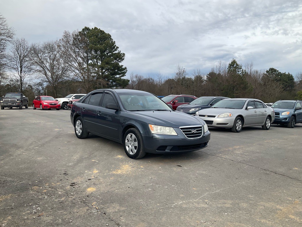 2009 Hyundai Sonata Image 2