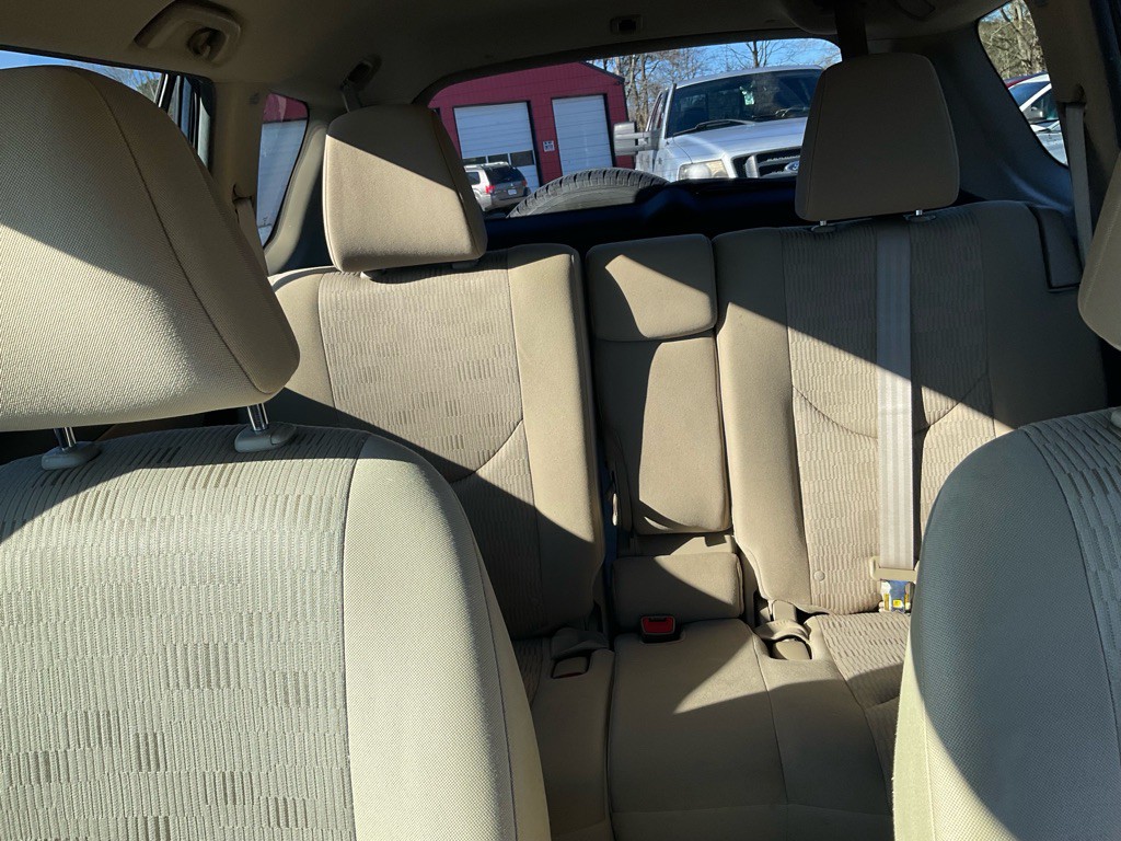 2011 Toyota Rav4 Image 7
