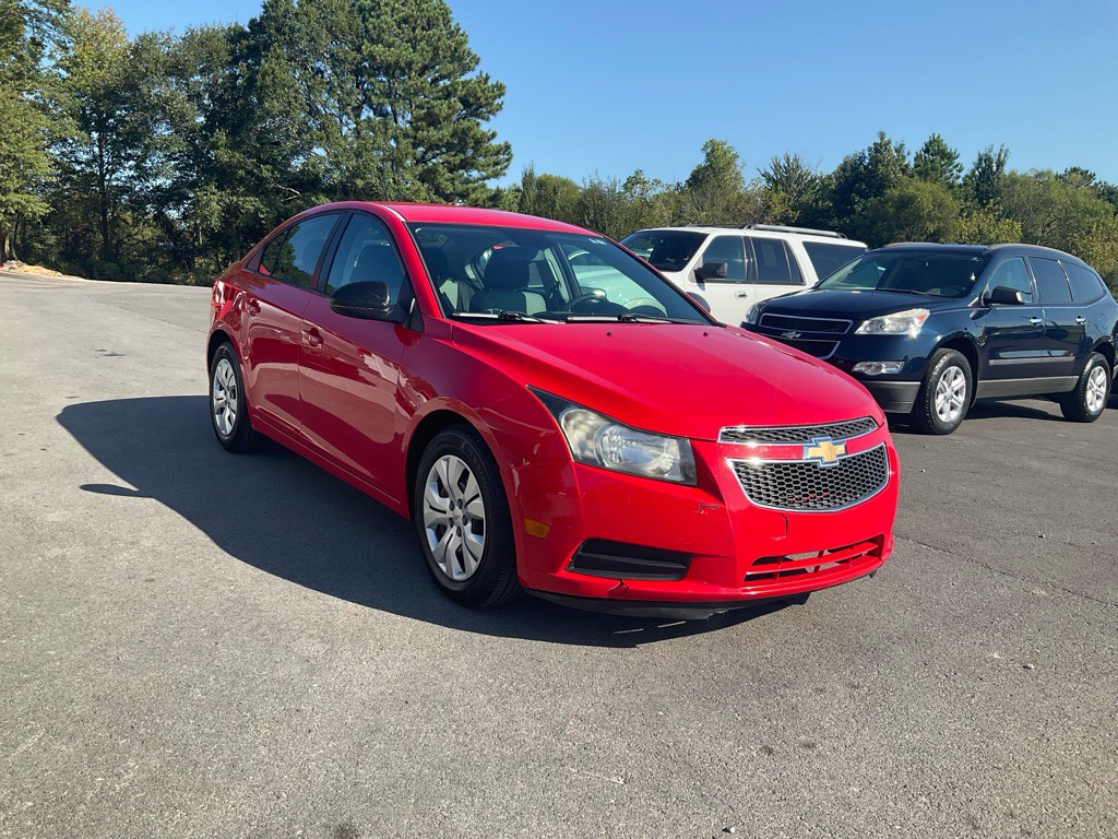 2014 Chevrolet Cruze Image 2