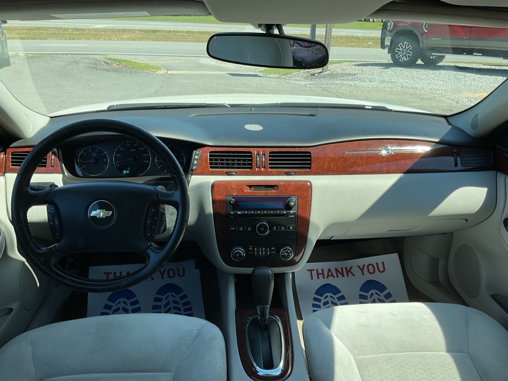2006 Chevrolet Impala Image 12