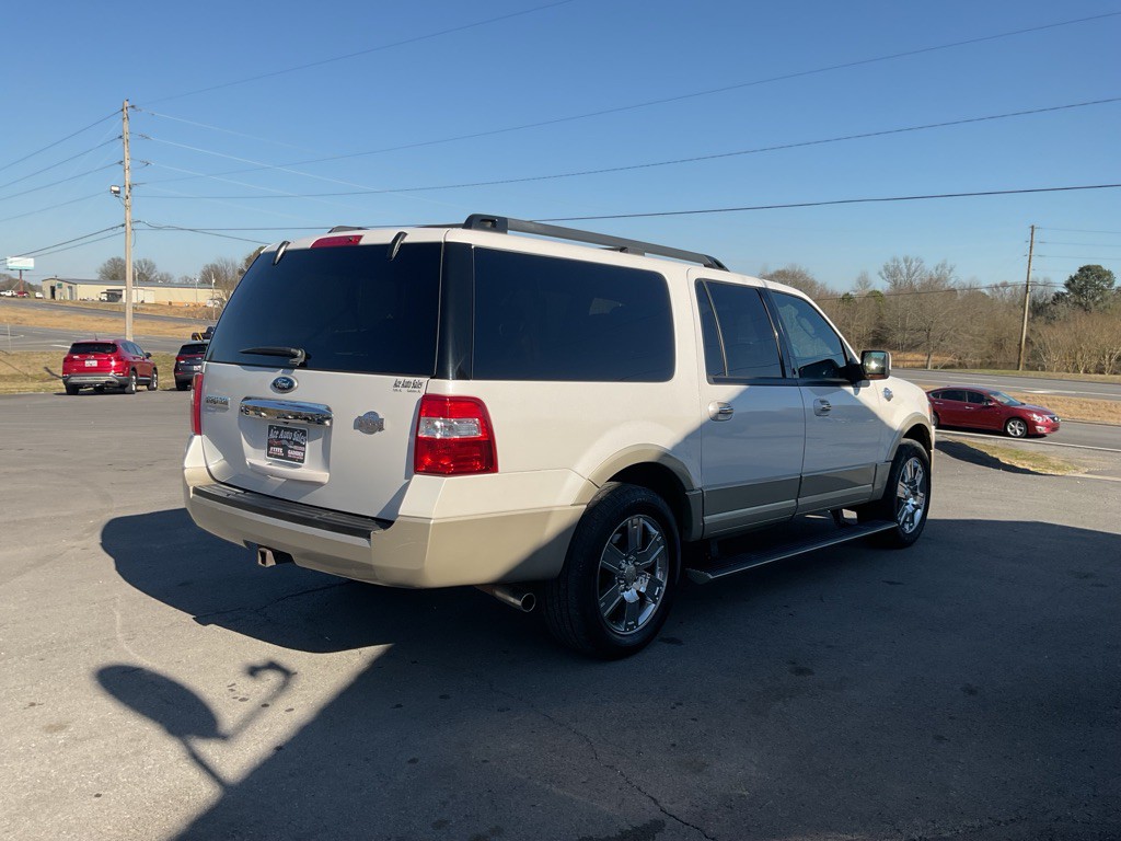 2010 Ford Expedition Image 3