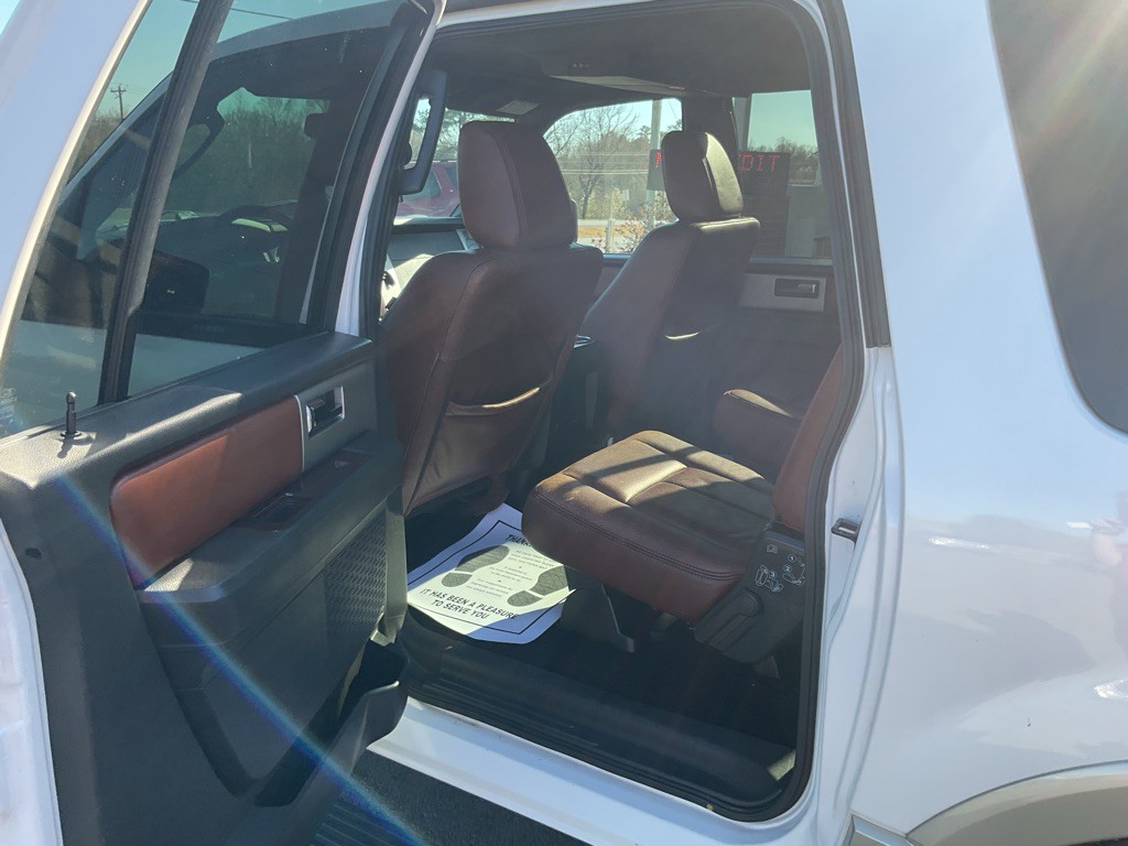 2010 Ford Expedition Image 6