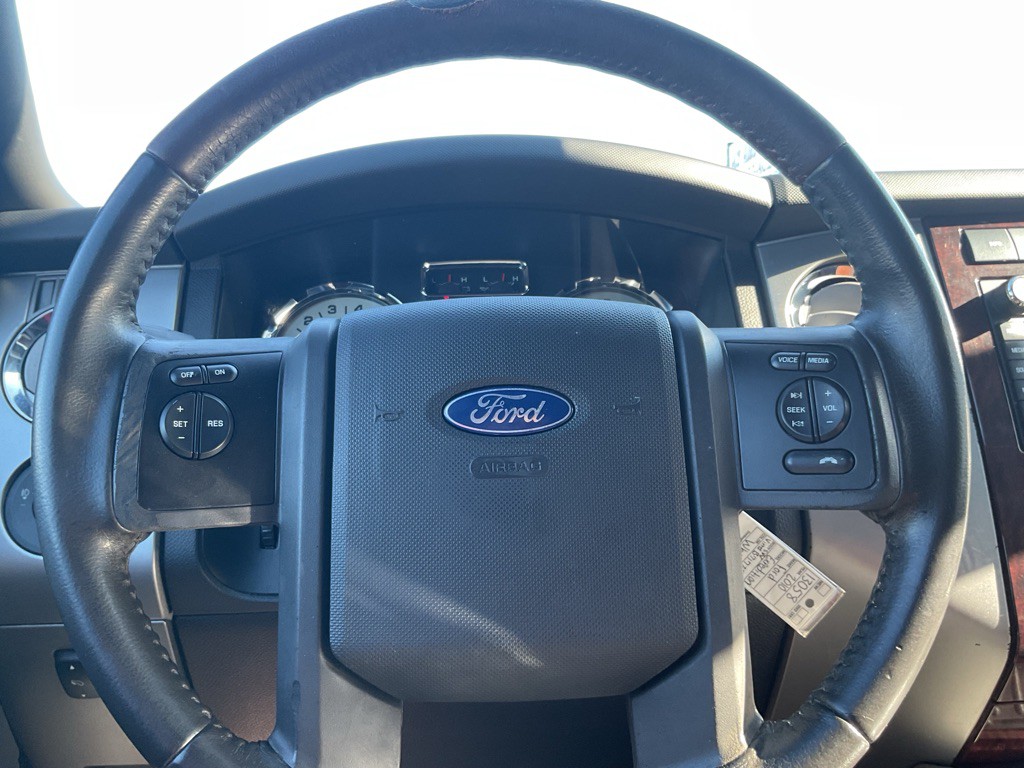 2010 Ford Expedition Image 11