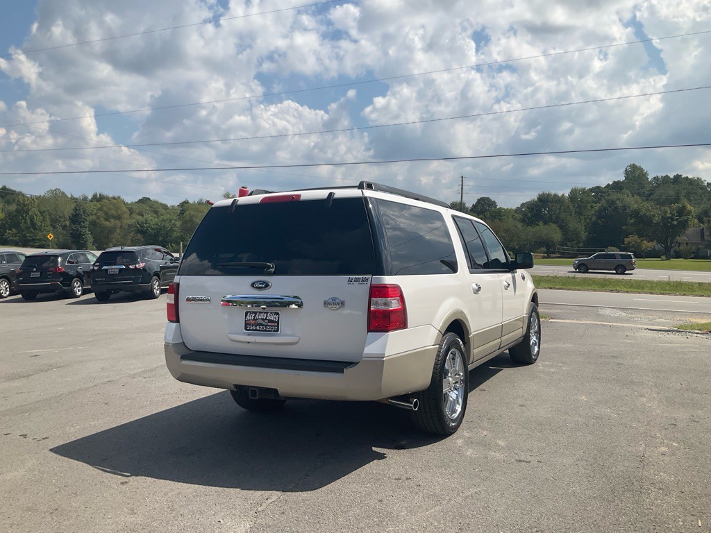 2010 Ford Expedition Image 16