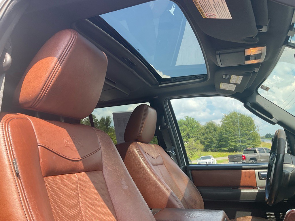 2010 Ford Expedition Image 19