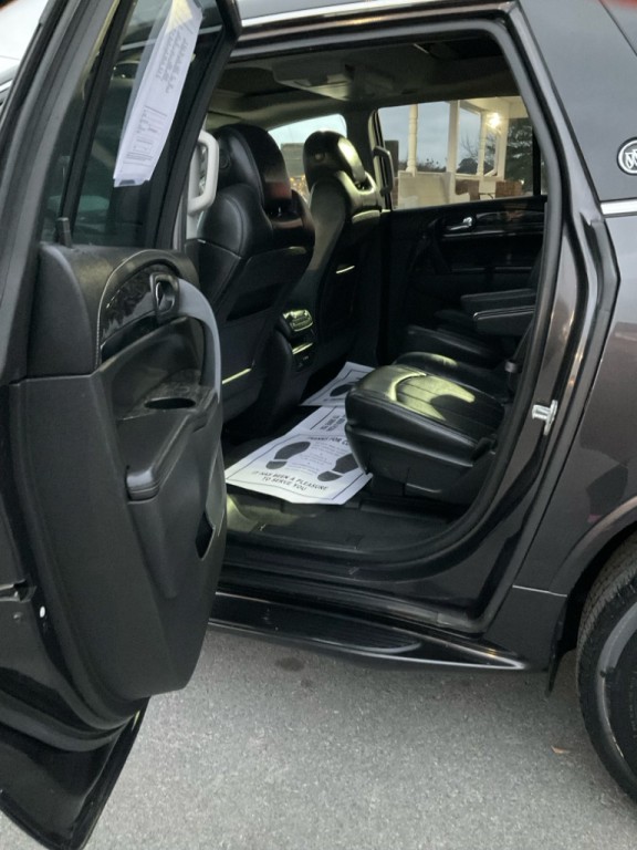 2013 Buick Enclave Image 9