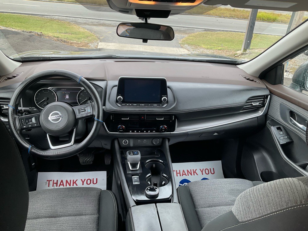 2021 Nissan Rogue Image 10