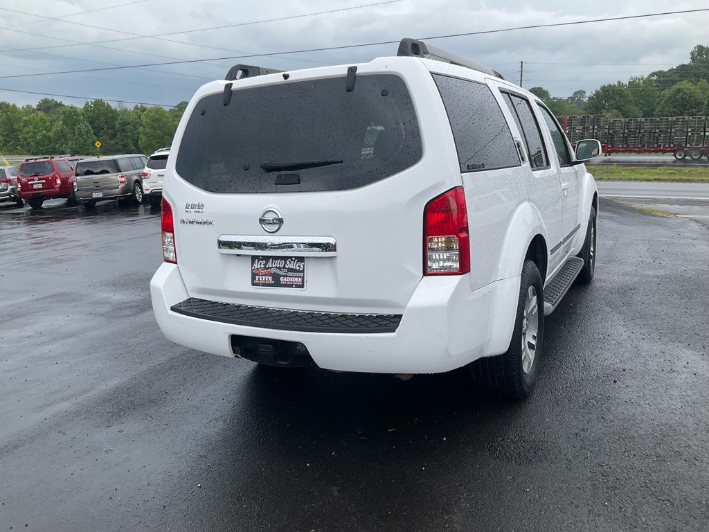 2012 Nissan Pathfinder Image 3