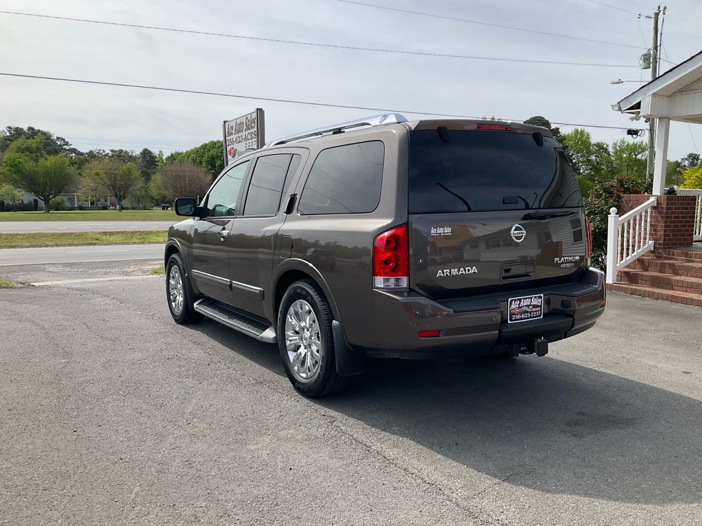 2015 Nissan Armada Image 4