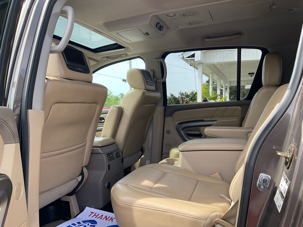 2015 Nissan Armada Image 8