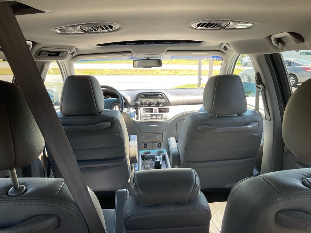 2010 Honda Odyssey Image 5