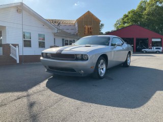 Image for 2012 Dodge Challenger SXT ID: 7365221
