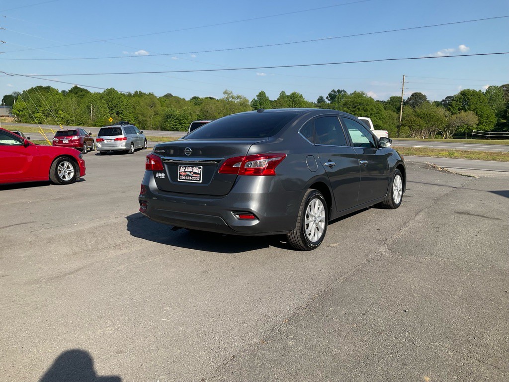 2019 Nissan Sentra Image 3