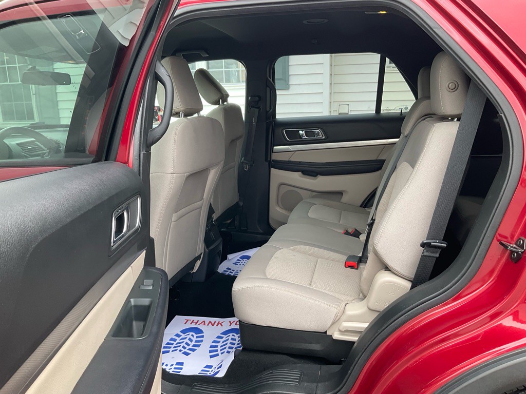 2019 Ford Explorer Image 6