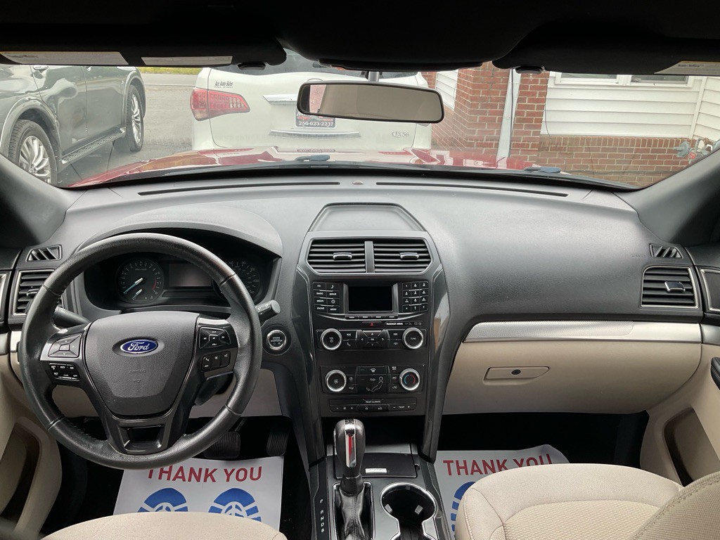 2019 Ford Explorer Image 8