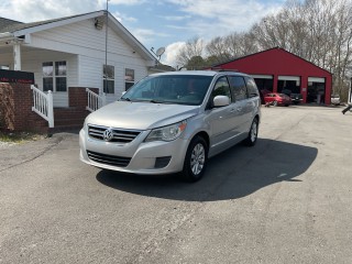 Image for 2012 Volkswagen Routan SE ID: 7402551