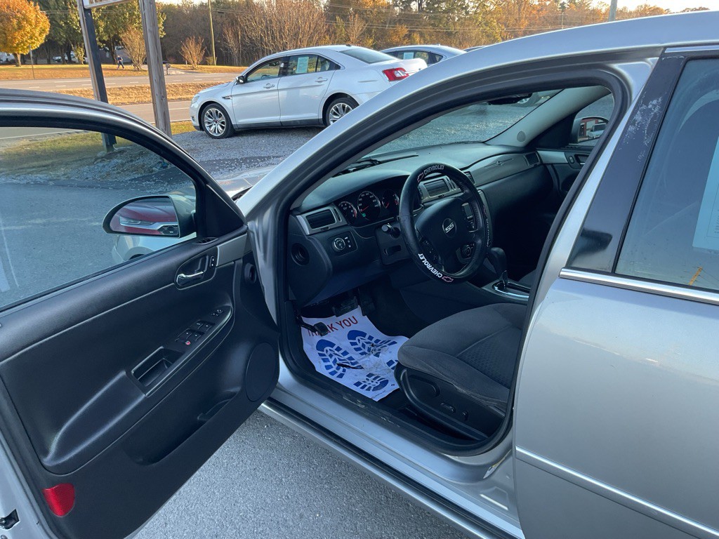 2006 Chevrolet Impala Image 5