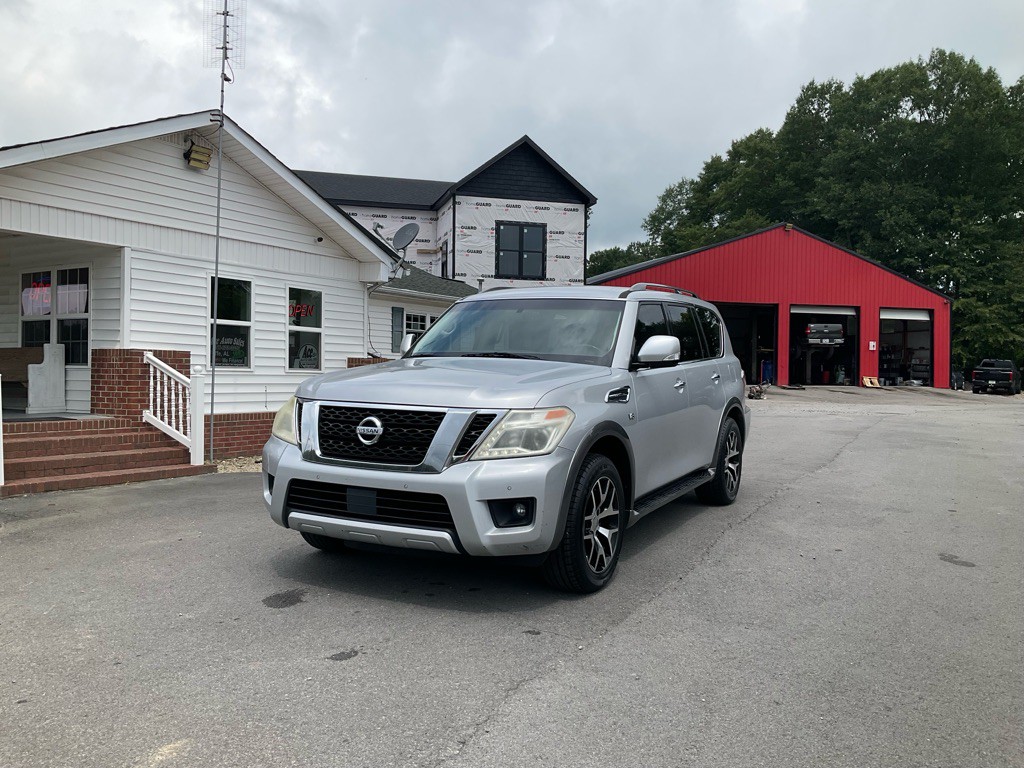 2017 Nissan Armada Image 1