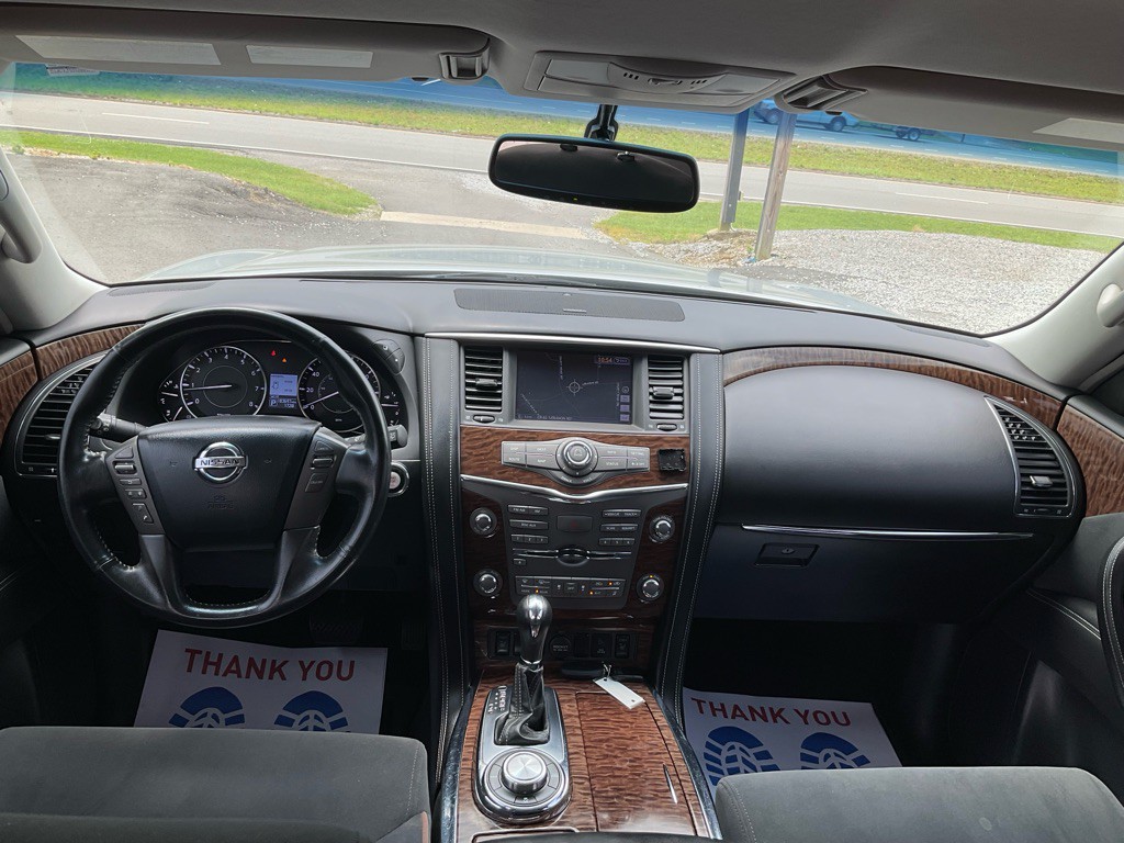 2017 Nissan Armada Image 6