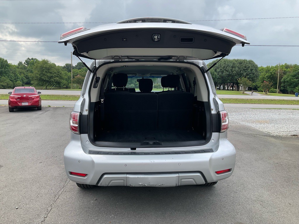 2017 Nissan Armada Image 7