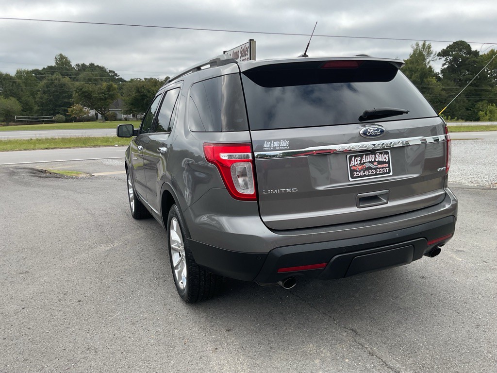 2011 Ford Explorer Image 4