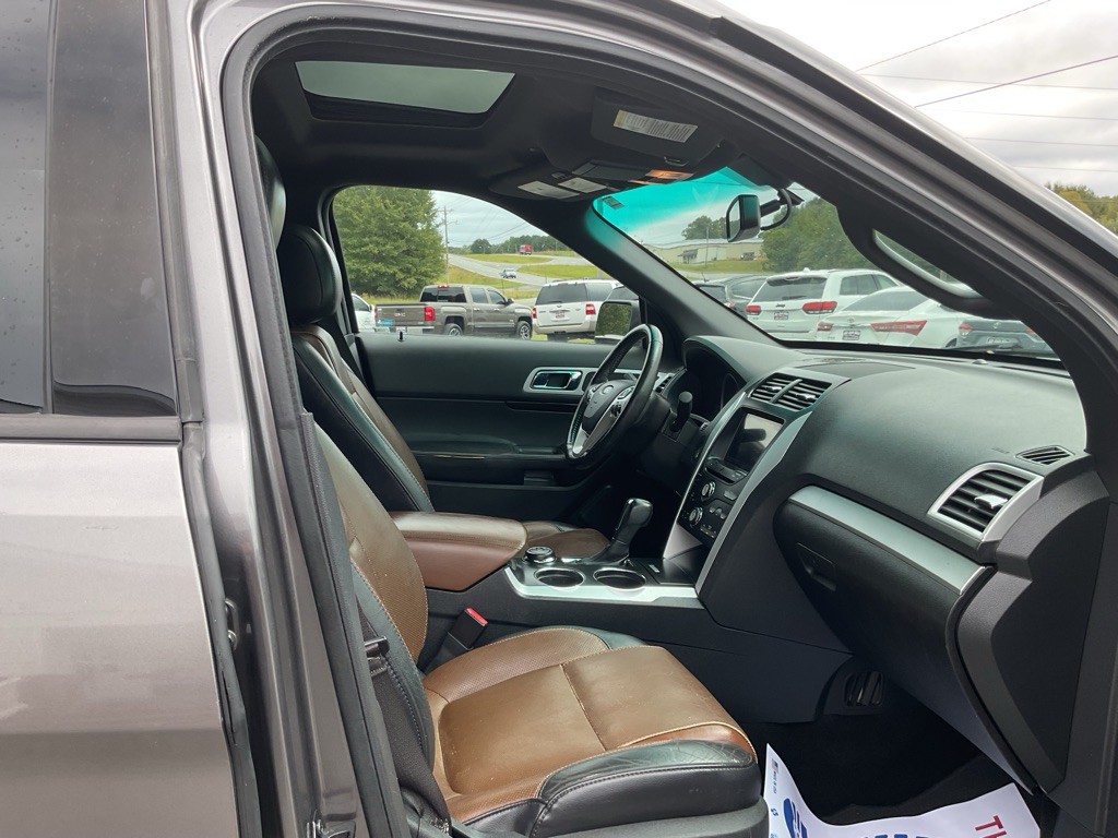 2011 Ford Explorer Image 5