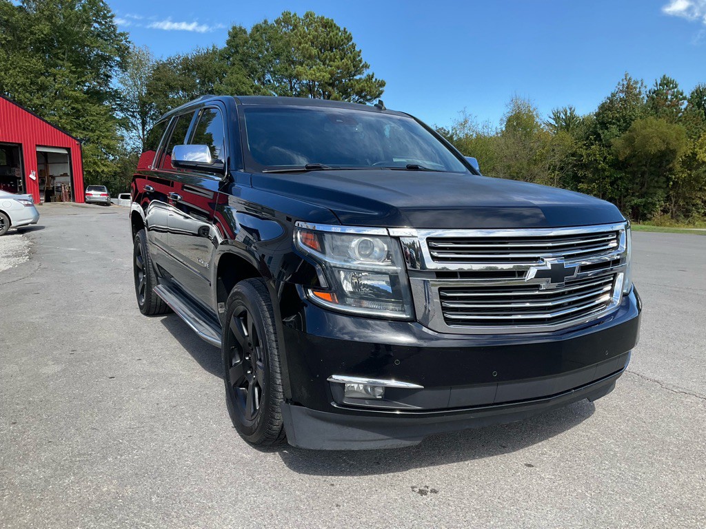 2015 Chevrolet Tahoe Image 2
