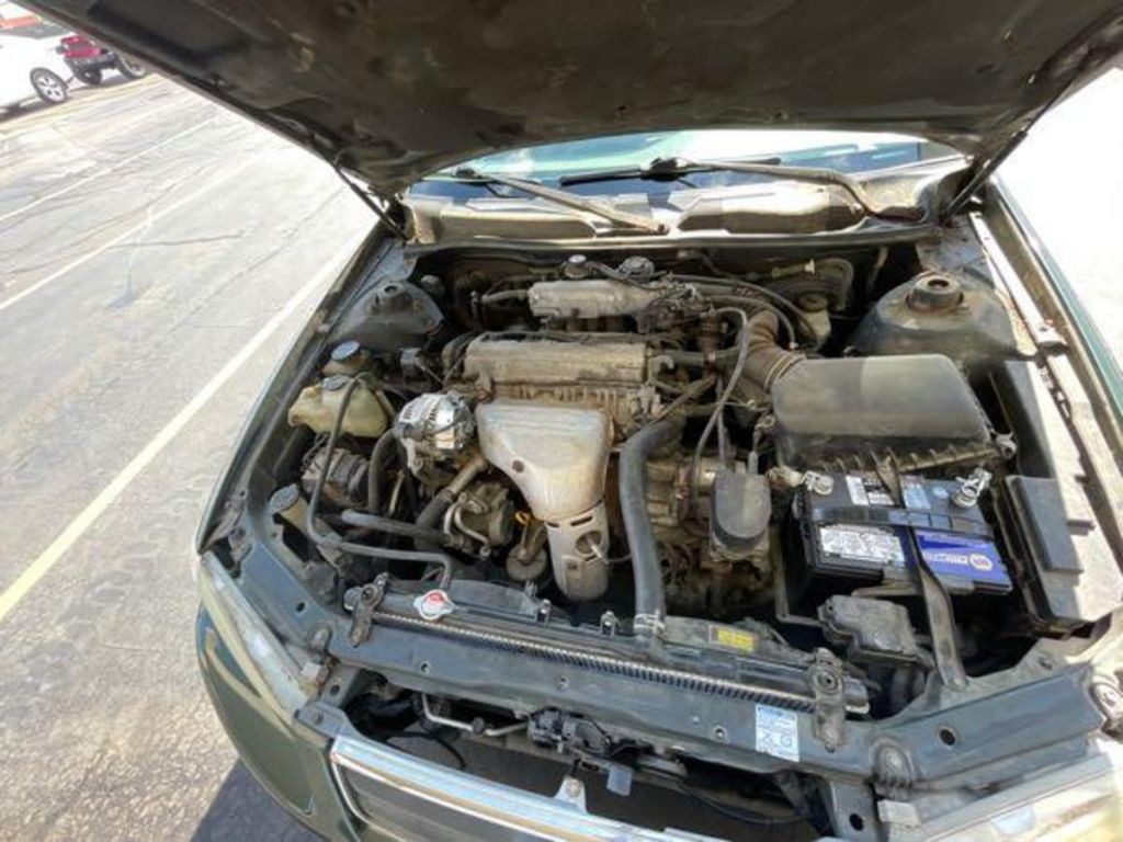 2001 Toyota Camry Image 15