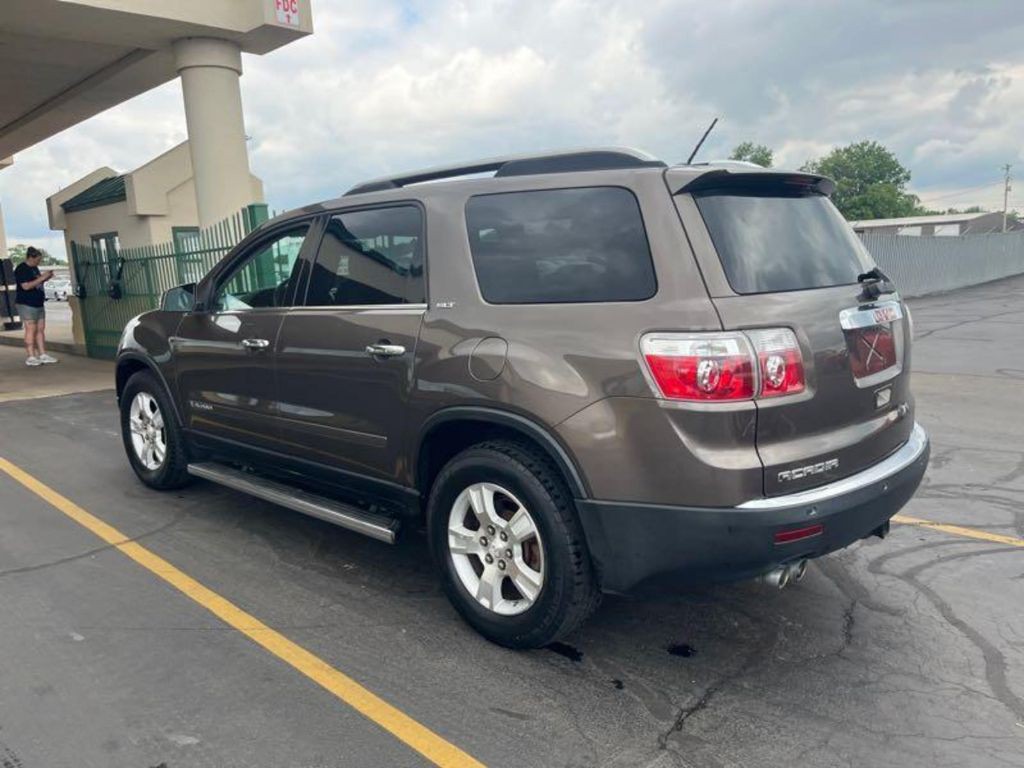 2008 GMC Acadia Image 6