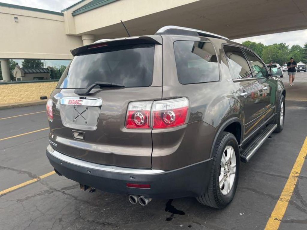 2008 GMC Acadia Image 7