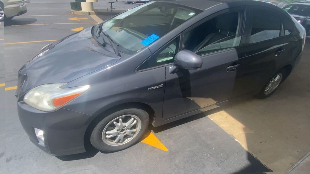 2011 Toyota Prius Image 1