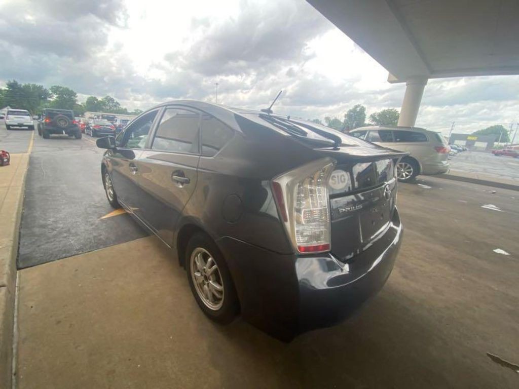 2011 Toyota Prius Image 6