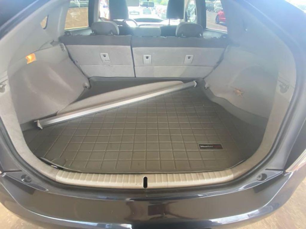 2011 Toyota Prius Image 20