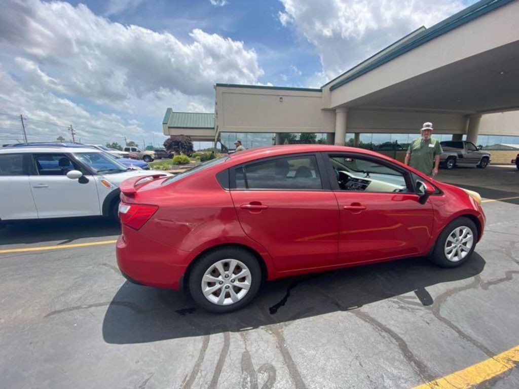 2013 Kia Rio Image 9