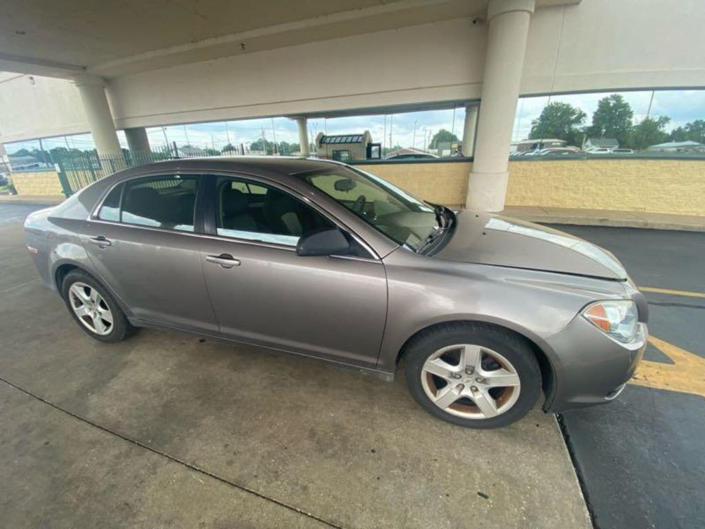 2012 Chevrolet Malibu Image 6