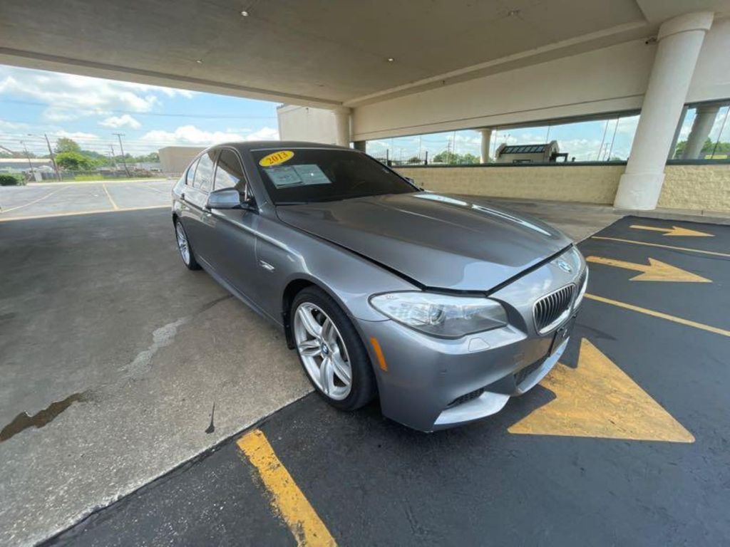 2013 BMW 5 Series Image 6