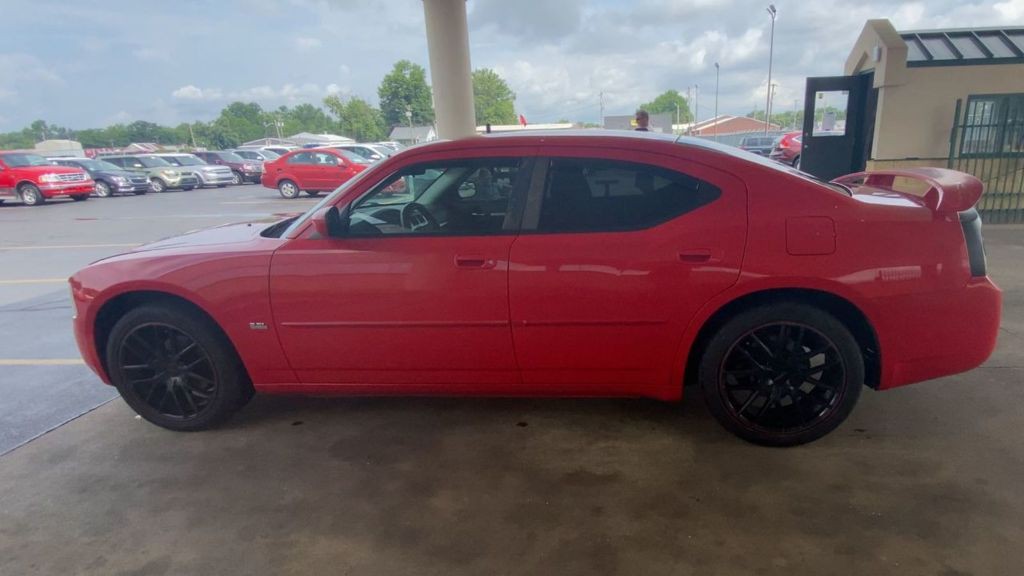 2010 Dodge Charger Image 2