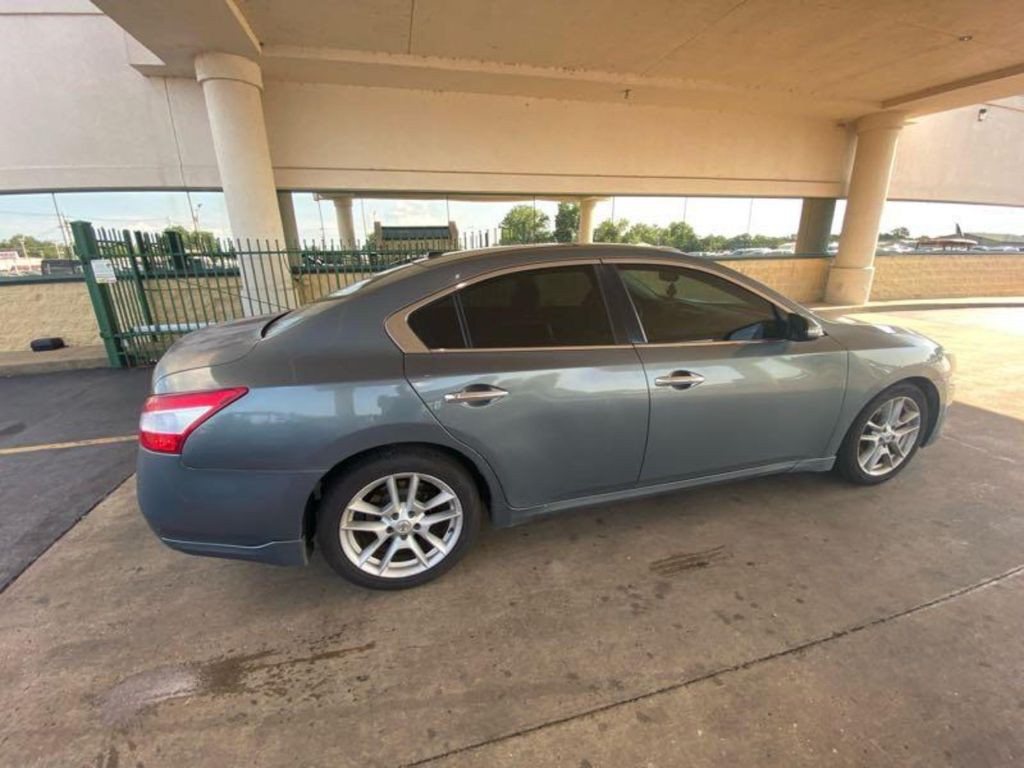 2009 Nissan Maxima Image 6