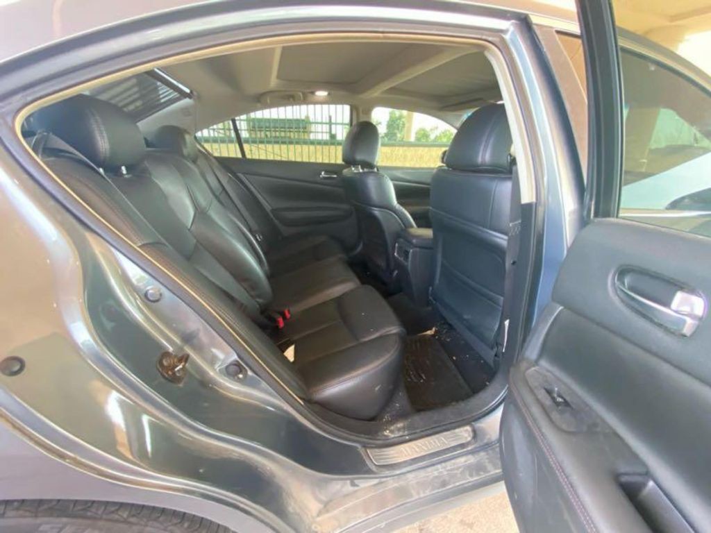 2009 Nissan Maxima Image 13