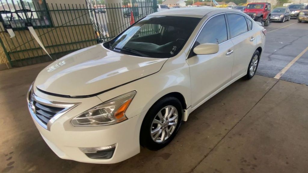 2014 Nissan Altima Image 3