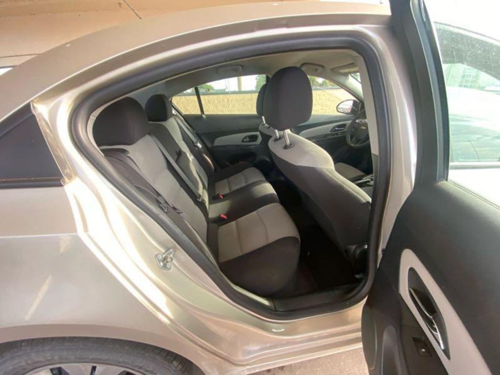 2014 Chevrolet Cruze Image 13